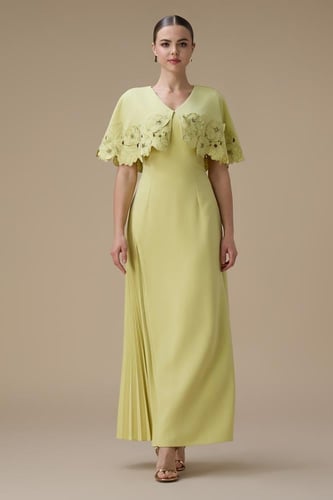 فستان طويل اخضر ليموني بتطريزات زهرية