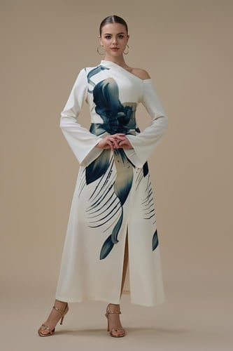 فستان طويل ازرق مورد وقصة كتف واحد