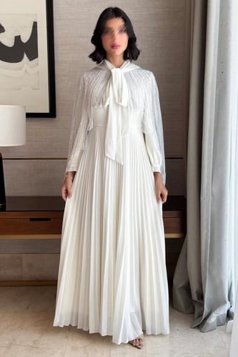 فستان قطعتين مزين بالفصوص لون أبيض