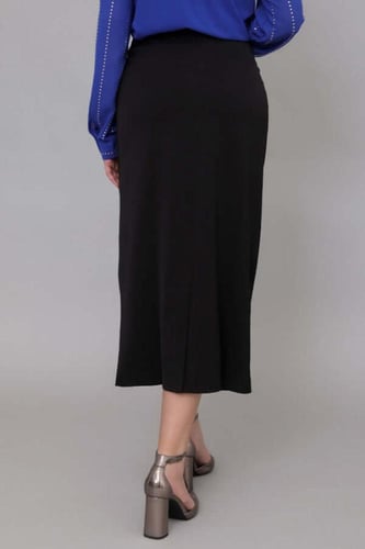 تنوره ميدي بخصر عالي لون اسود