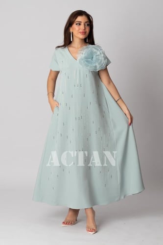 جلابية ماكسي بكتف مزين بورد لون تيفاني