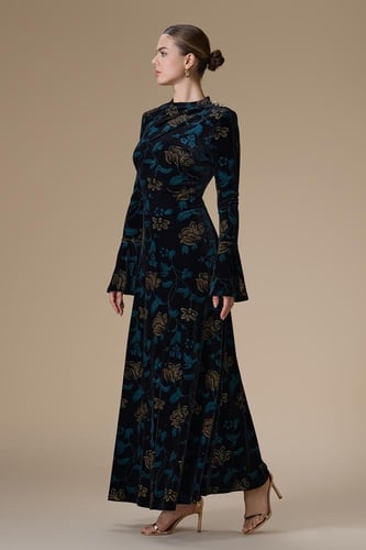 فستان اسود طويل مخمل بنقش زهري