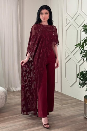 جمبسوت قطعتين برداء شيفون لون عنابي