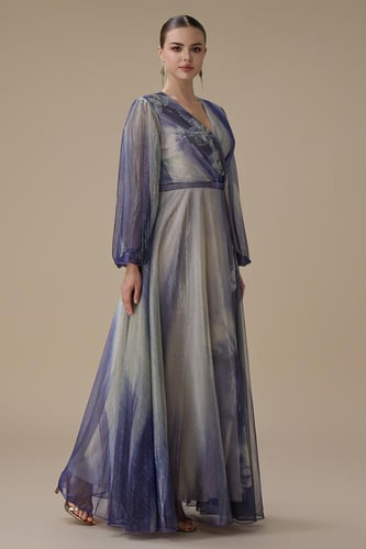 فستان بنفسجي لامع طويل بياقة V