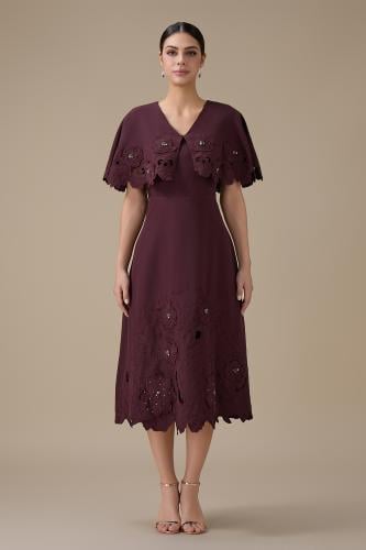 فستان ميدي عنابي بتطريز زهور