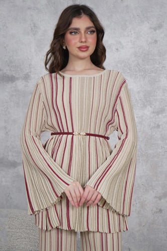 طقم بنطلون وبلوزة بليسيه بحزام