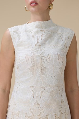 فستان ماكسي سكري بليسيه ووشاح انيق