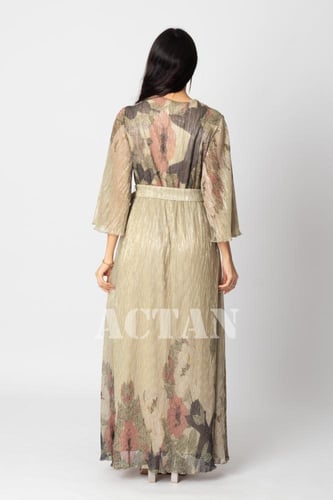 فستان بيج طويل بليسيه