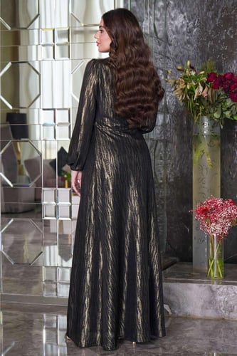 فستان ماكسي بطبعة زيبرا مزين بالفصوص