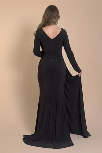 فستان طويل أسود بدرابيه أنيق