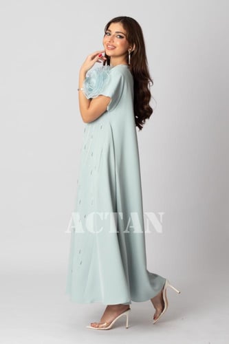 جلابية ماكسي بكتف مزين بورد لون تيفاني