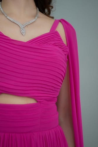 فستان بليسيه باكمام كايب لون فوشي