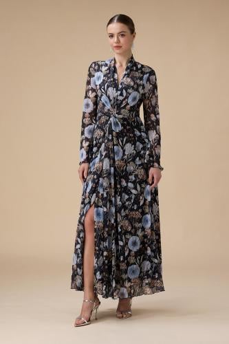 فستان طويل بطبعة زهور