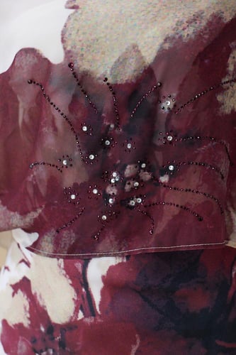 فستان ماكسي برغندي أوف شولدر بطبعة زهور