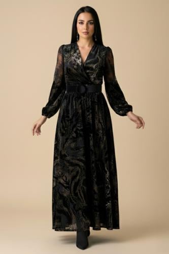 فستان اسود مشجر بأكمام طويلة