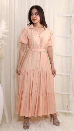 فستان كاجوال بلون خربزي بأزرار