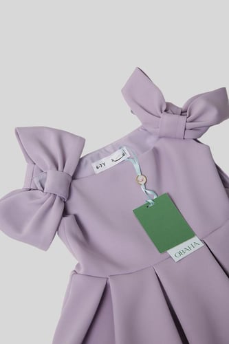 فستان بأكمام فيونكات مميزه