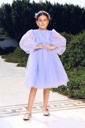 فستان الكون