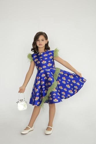 فستان الاجنحة