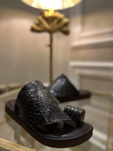 شرقي بني - جلد الطبع - بالتقنية الإيطالية