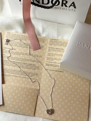 سلسال مستوحى من باندورا