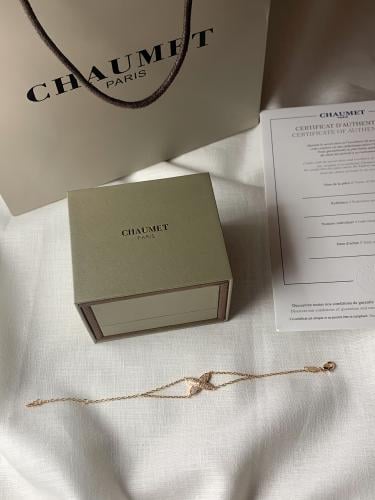 سوارة مستوحاة من شوميه ذهبي