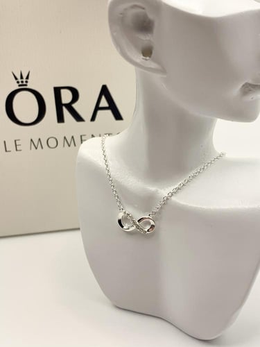 سلسال مستوحى من باندورا فضي