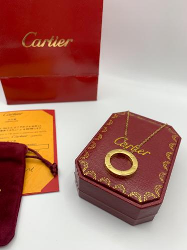 سلسال مستوحى من كارتير Love