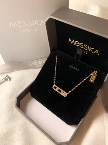 سلسال مستوحى من ميسيكا ذهبي