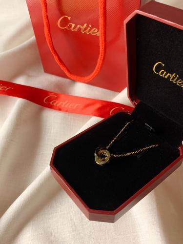 سلسال مستوحى من كارتير ذهبي