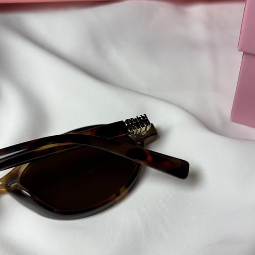 نظارة ميو ميو تايقر