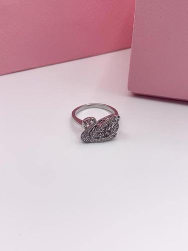 خاتم مستوحى من سوارفسكي