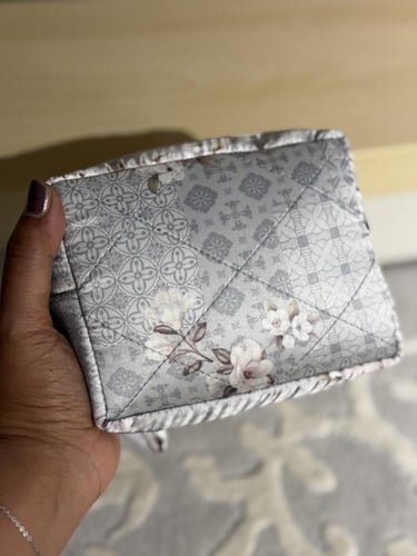 شرشف صلاة من قماش الساتان