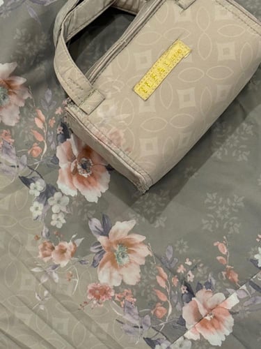 شراشف صلاة خاصة بالسفر منقوشة- كيار