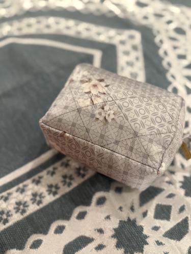 طقم شرشف صلاة ( ساتان) وسجادة