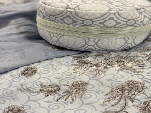 شراشف صلاة خاصة بالسفر