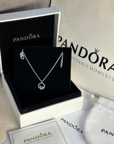 سلسال نسائي لون فضي