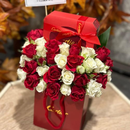 اسورة يد رجالية Signature style