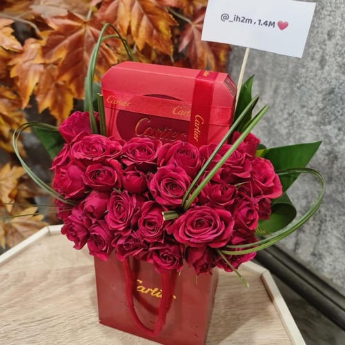 اسورة يد رجالية Signature style