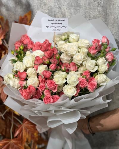 باقة ورد ميني روز زهري وابيض