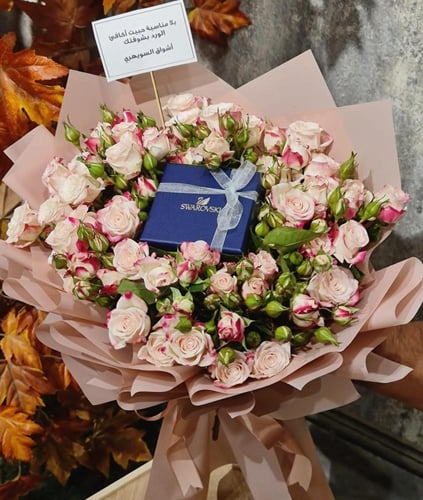 اسورة يد نسائية