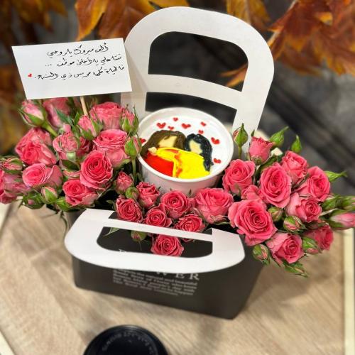 كوب كيك مع إمكانية تغيير العبارة والرسمة منسق ب مي...