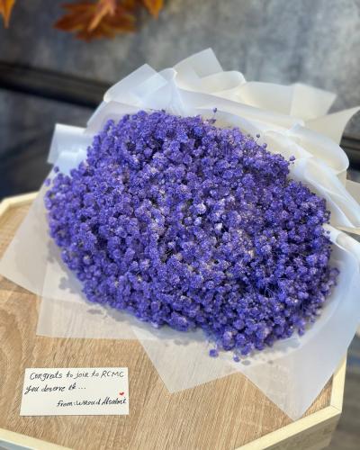 باقة ورد جبسفليا ازرق