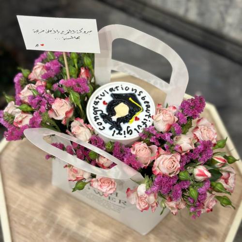 كوب كيك مع إمكانية تغيير العبارة والرسمة منسق ب تش...