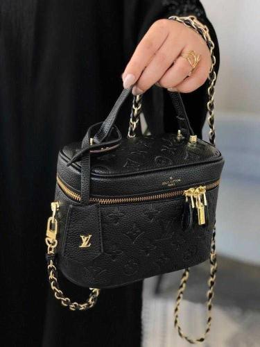 شنطة LV