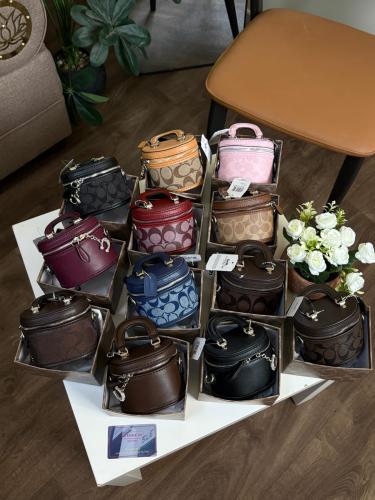شنطة كوتش ماستر كروس تريل 12 Trail 12 Crossbody