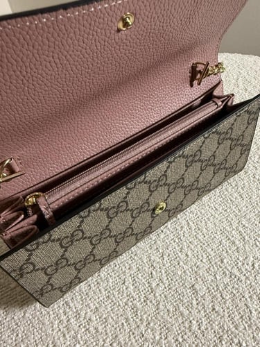 حقيبة الكتف الأنيقة Gucci