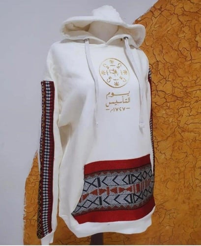 بلوفر سدو مع شعار يوم التاسيس تراثي