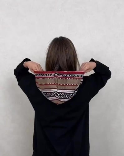 بلوفر شتوي مطرز بالسدو