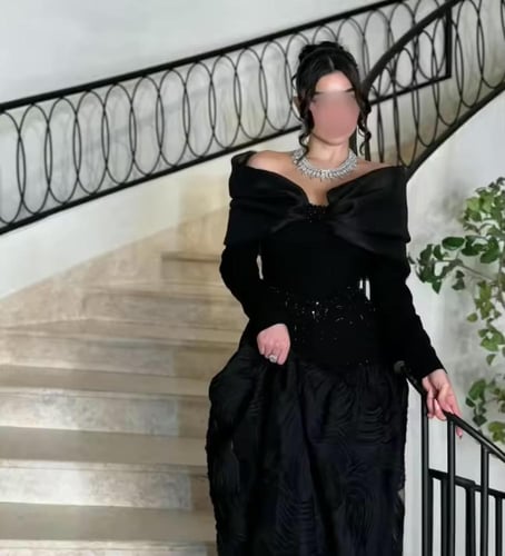 فستان باربي تطريز يدوي مزين بفيونكه